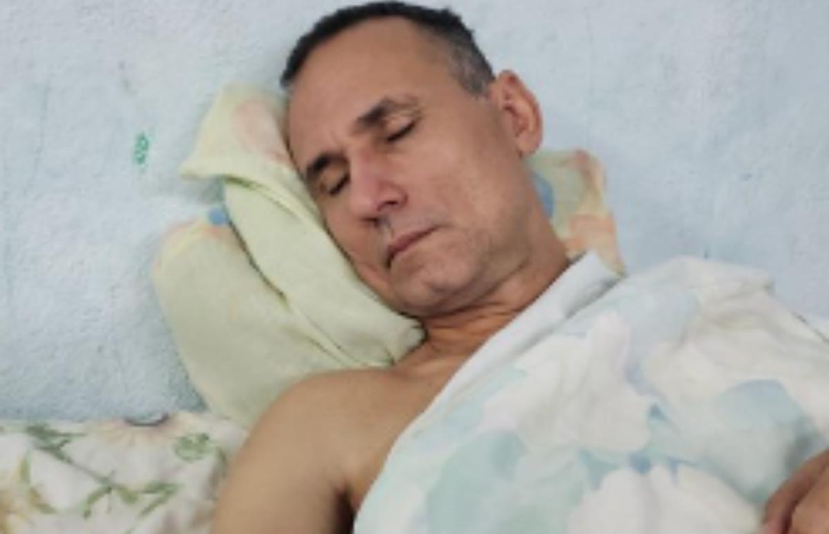 Ferrer aquejado de «fuertes dolores» a 12 días de huelga de hambre