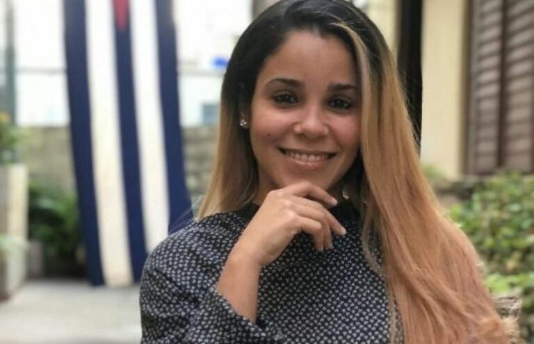 Periodista de CubaNet acusada de desorden público