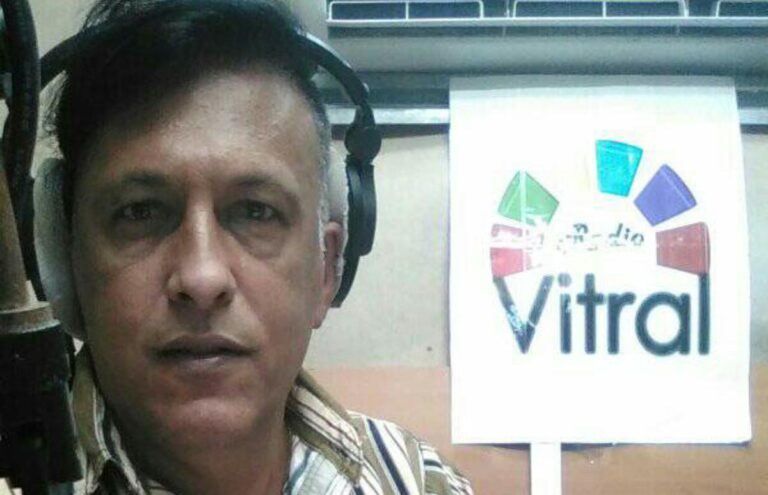 Censuran a locutor oficialista por intentar visitar a un preso político