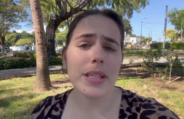 Amenazada youtuber cubana Hilda Núñez con separación de su puesto laboral