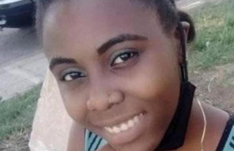 Joven cubana detenida en Villa Marista por expresarse libremente en Facebook