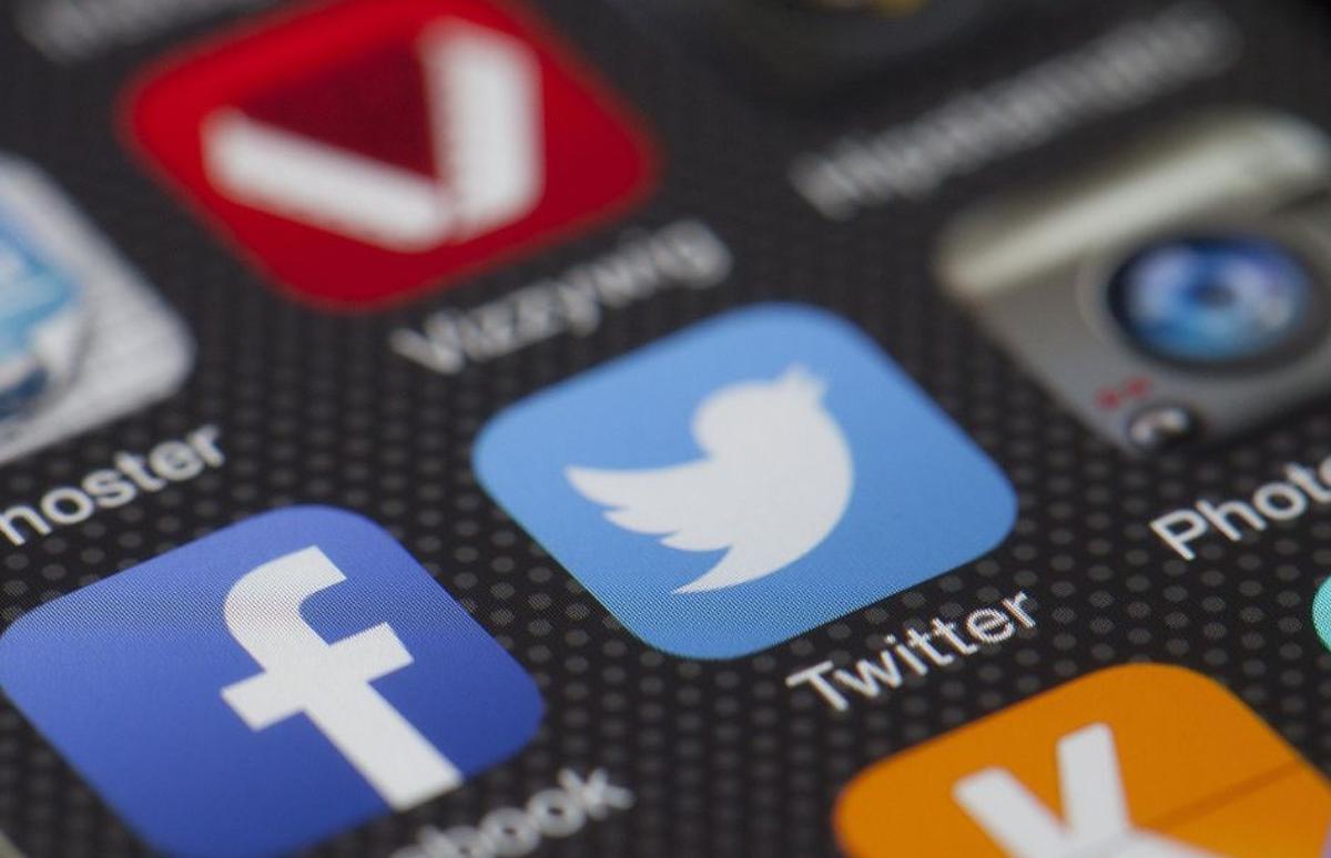 Las redes sociales: piedra en los zapatos del régimen cubano