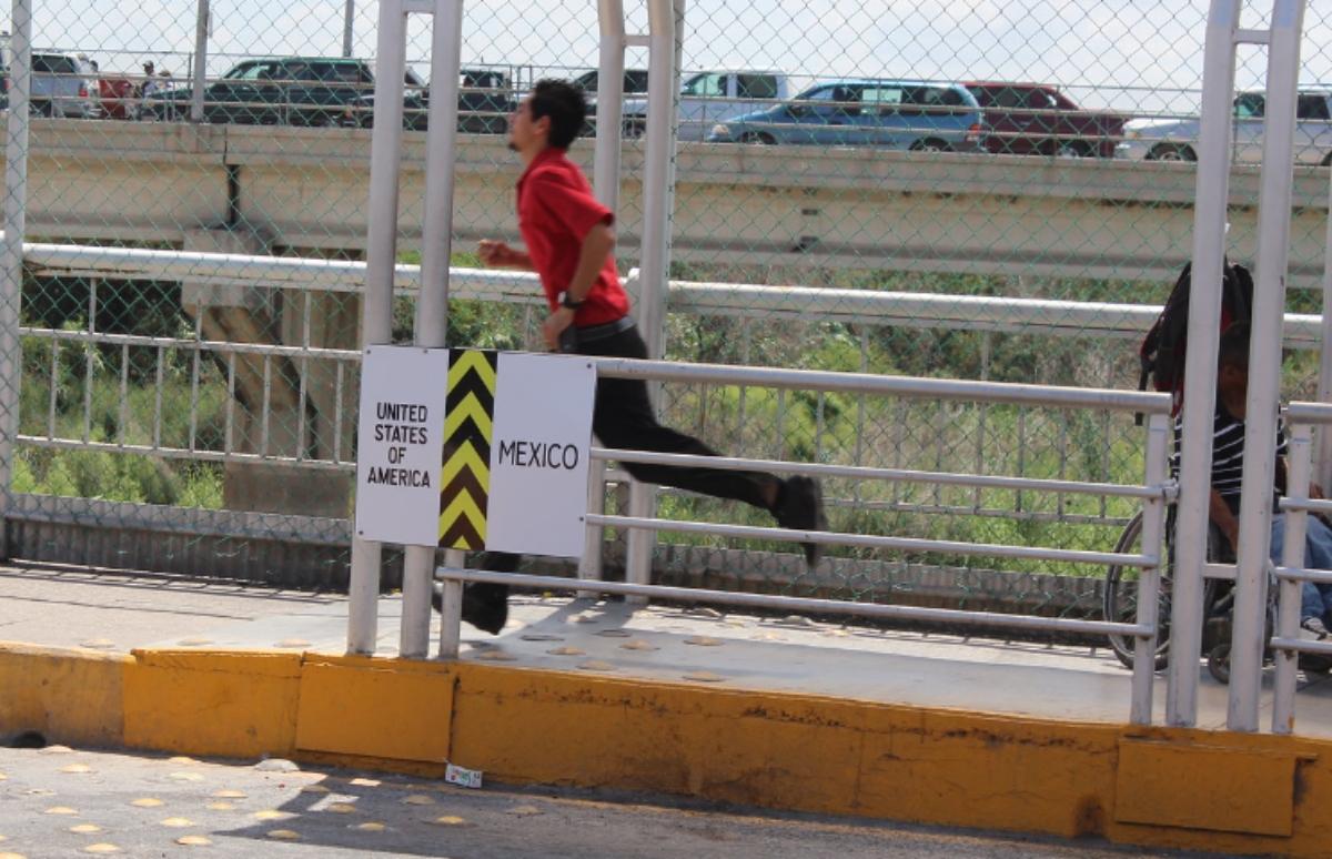 Represores del castrismo en río revuelto de frontera sur de EE. UU.