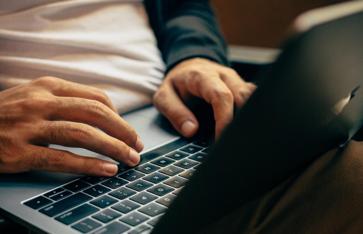 Empresas estatales no facilitan el trabajo a distancia