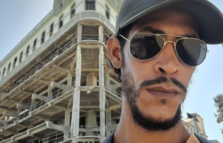 Detenciones arbitrarias y corte de internet a periodistas independientes durante cumbre del grupo de los 77 en La Habana.