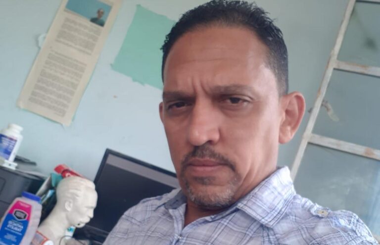 Régimen arresta al periodista Rolando Rodríguez en La Habana