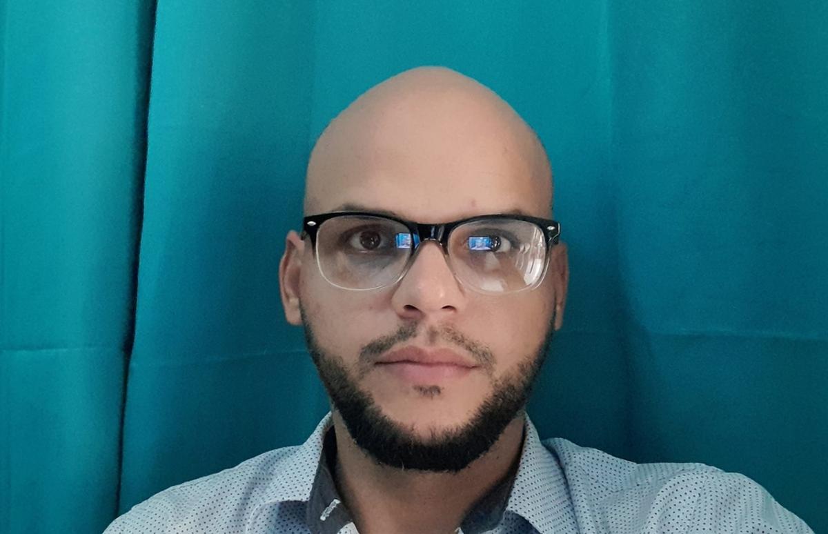 Seguridad del Estado amenaza con golpiza al periodista José Luis Tan
