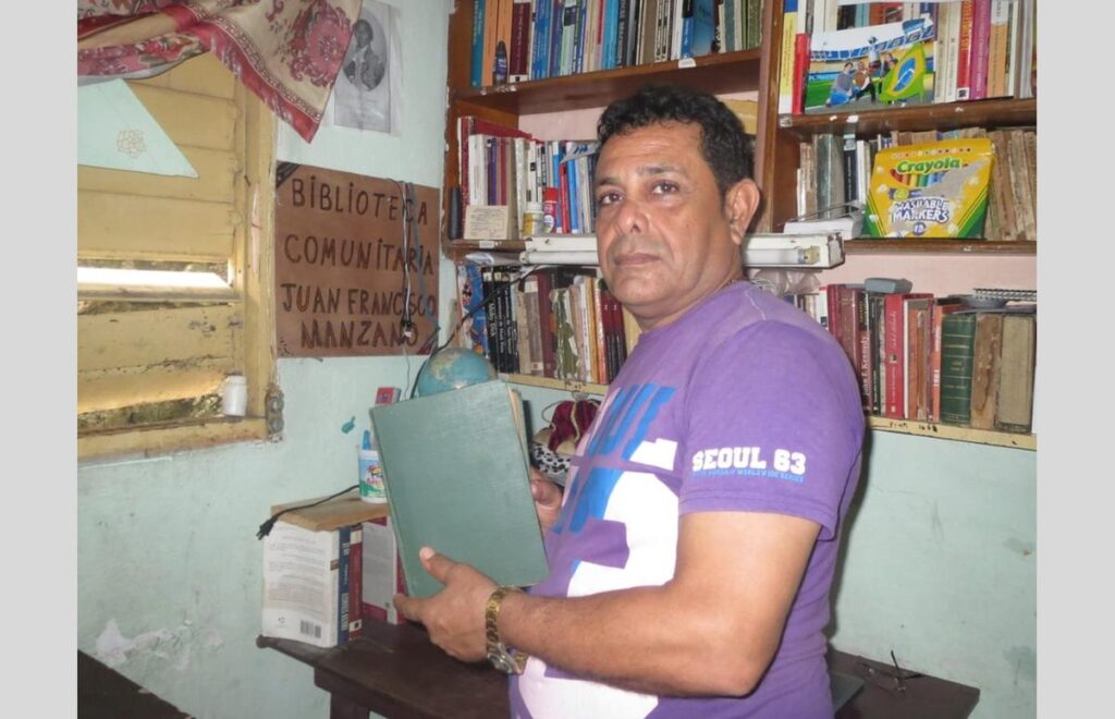 Policía impide a periodista independiente reportar robo en La Habana
