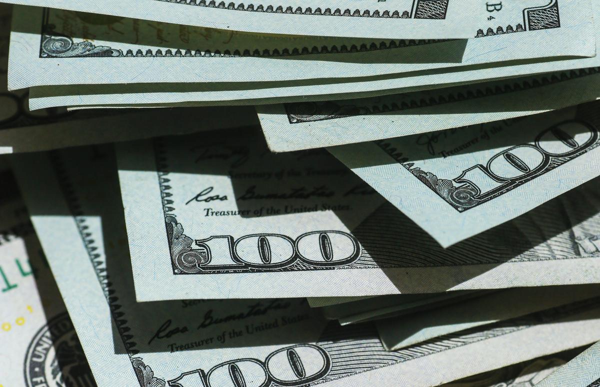 El dólar continúa con el “sartén por el mango” en Cuba