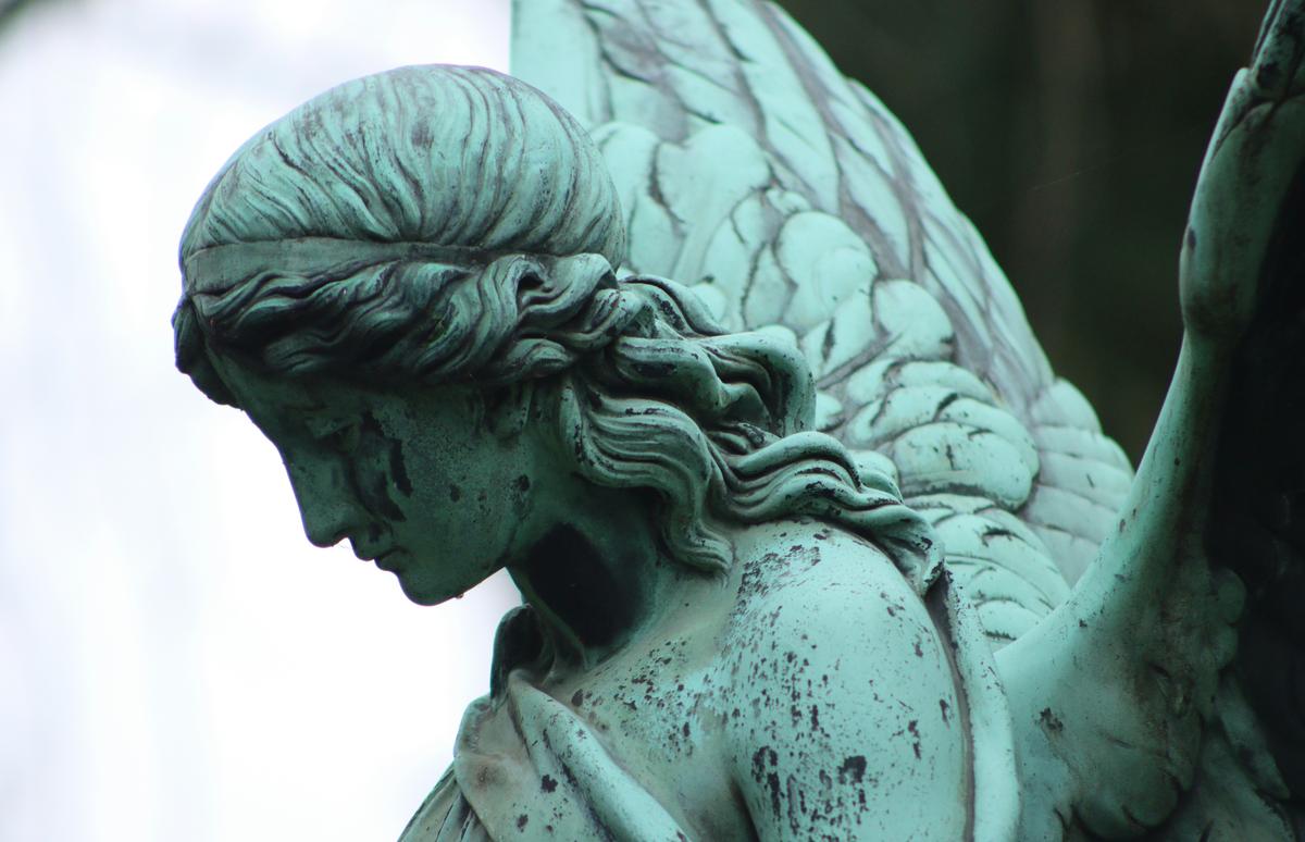 Los misterios de la profanación de tumbas en el cementerio artemiseño