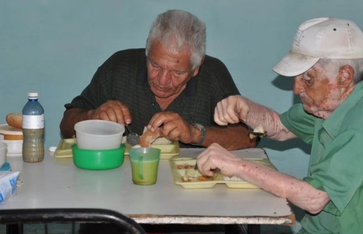 Cabaiguán: quejas por el servicio del comedor del Sistema de Atención a la Familia