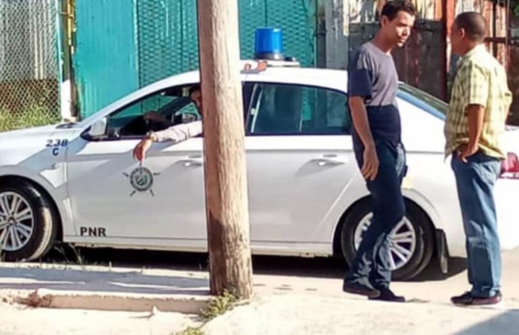 Cortes de internet a activistas cubanos para impedir la libertad de expresión