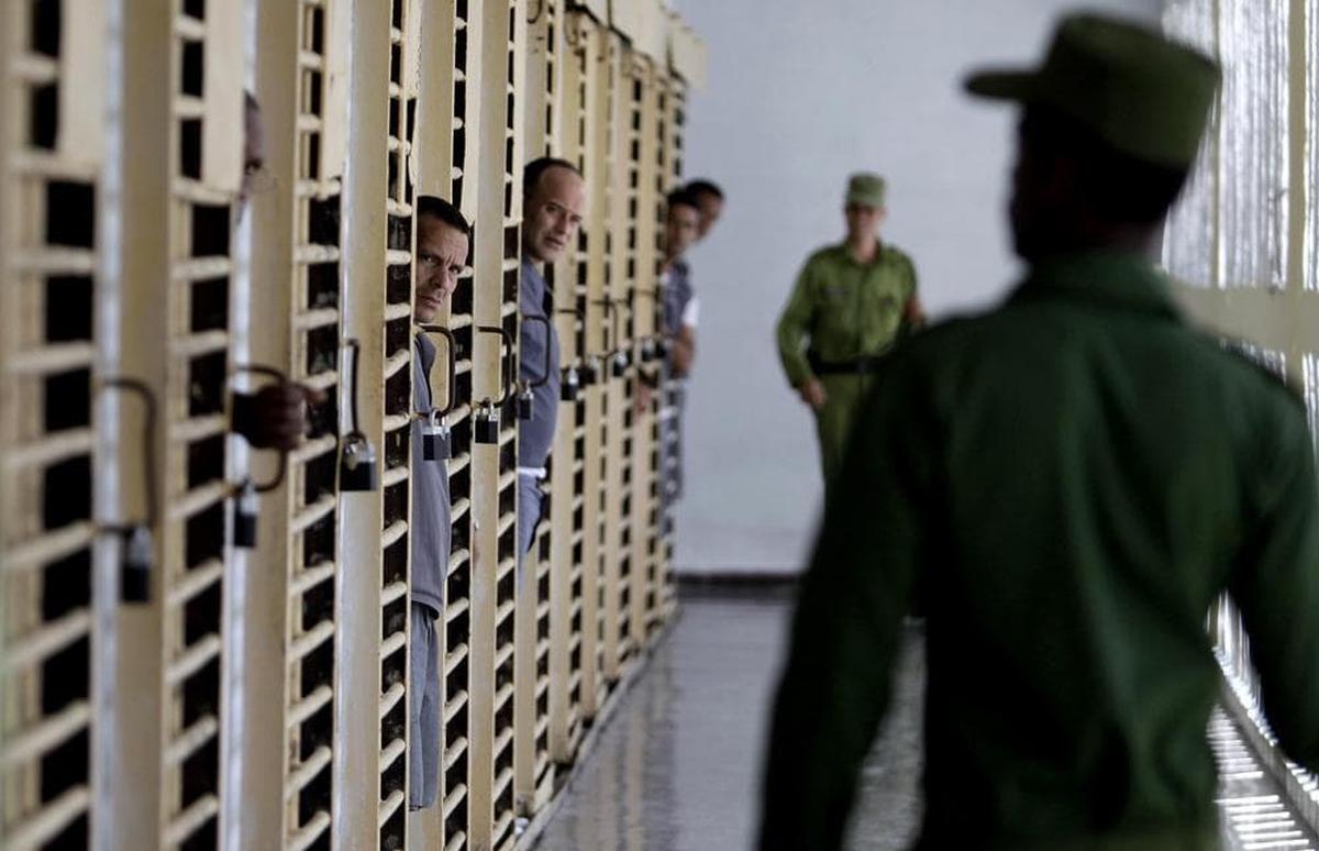 Prisiones en Cuba: el “éxodo al revés” de los cubanos