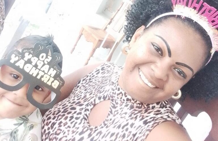 Seguridad del Estado cita a madre cubana por video viral de su hijo criticando a Díaz-Canel