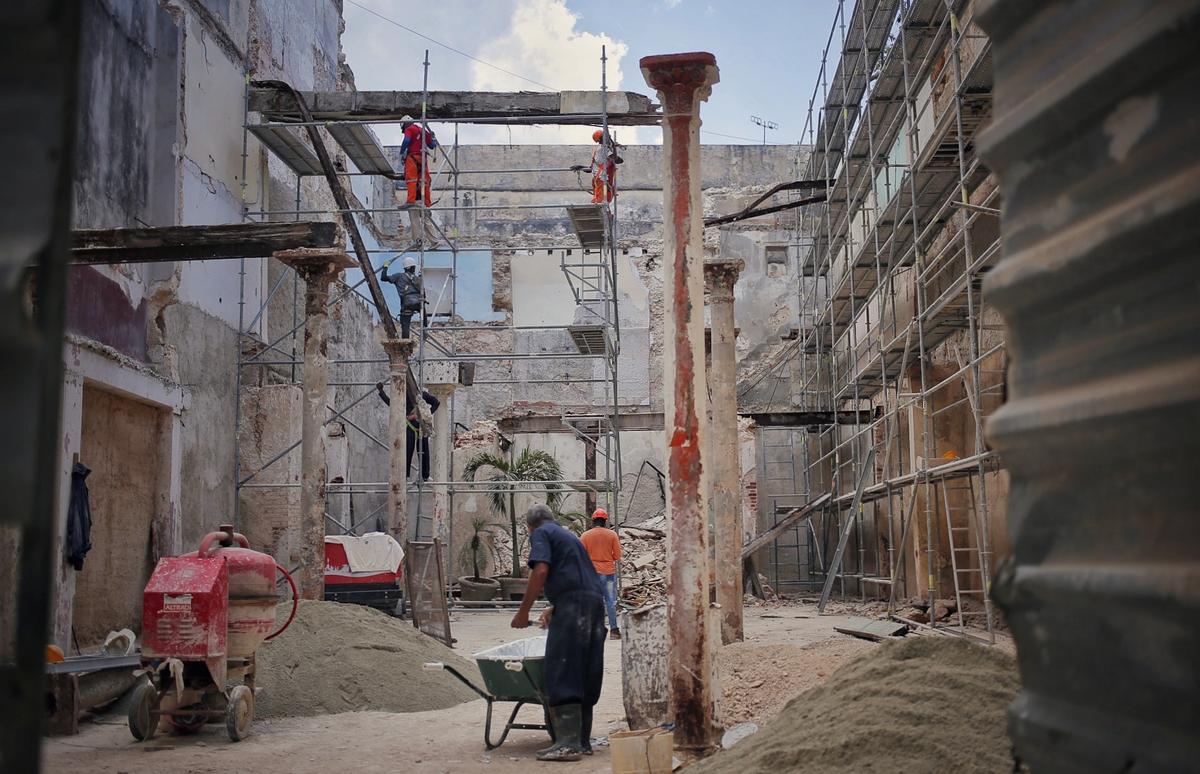 Trabajadores de la construcción exigen mejoras en la calidad de sus alimentos