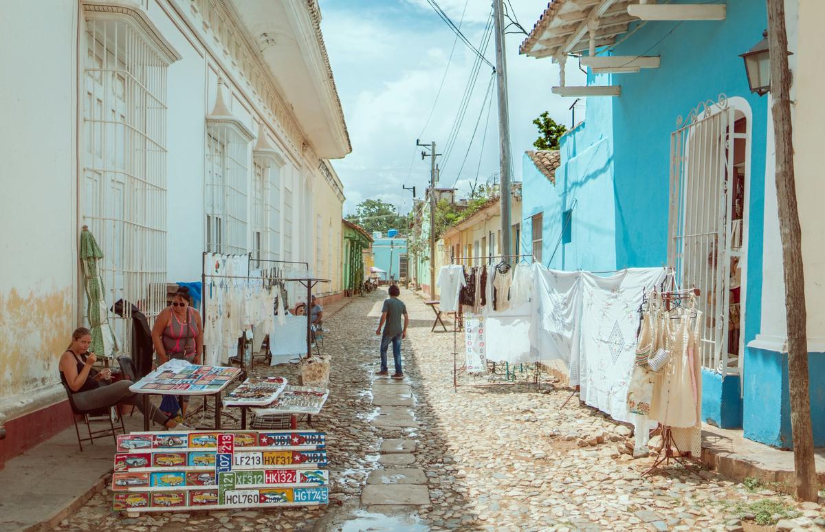 Son Tiempos de Despertar: El Llamado a la Acción por un Futuro Mejor en Cuba