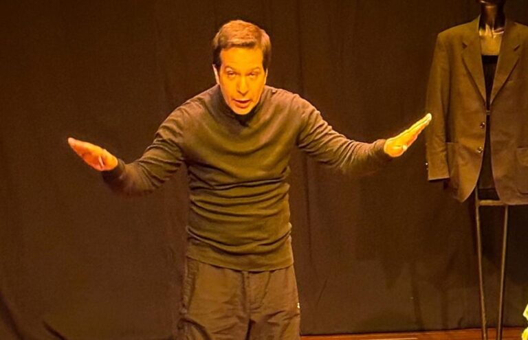 Consejo Nacional de Artes Escénicas de Cuba censura espectáculo del actor y dramaturgo Jorge Ferrera