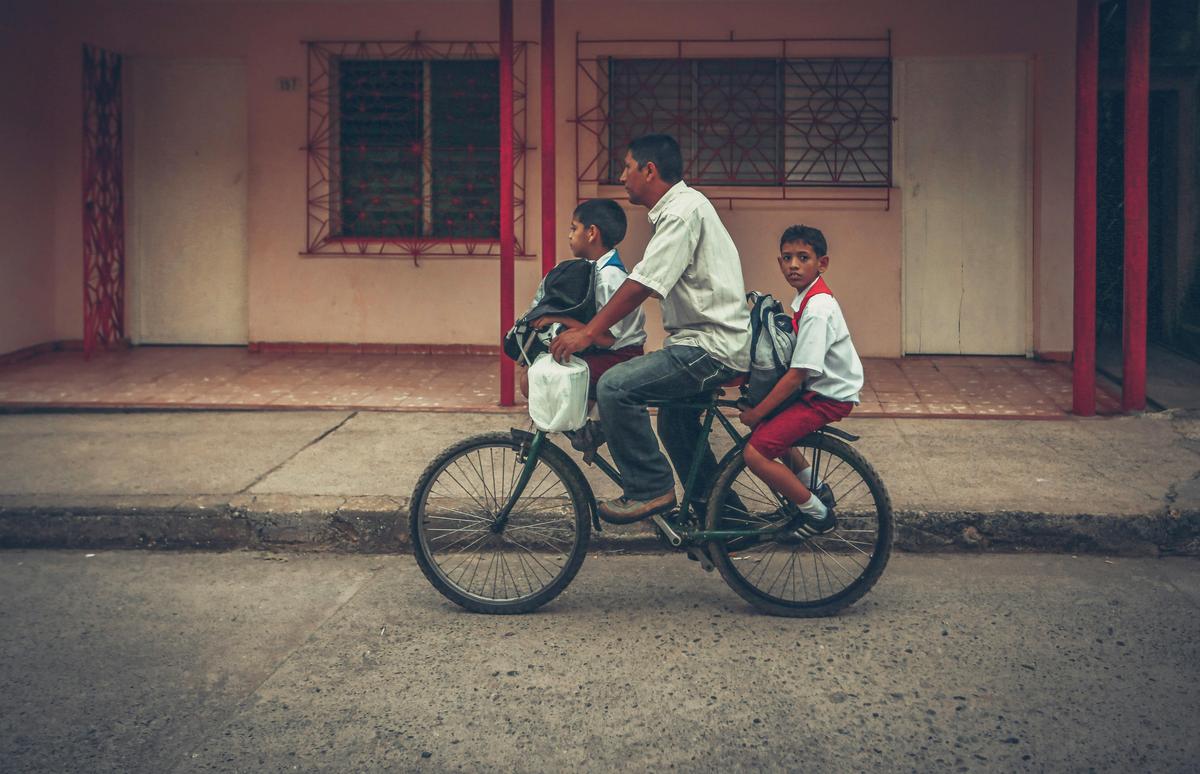 Lo hijos de Putin de madres diferentes: el mestizo del Caribe y el rosadito del Norte