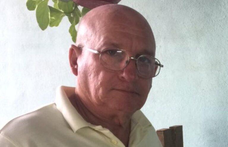 Imponen cuarta acta de advertencia al opositor Félix Navarro tras ser detenido para impedirle acudir a misa