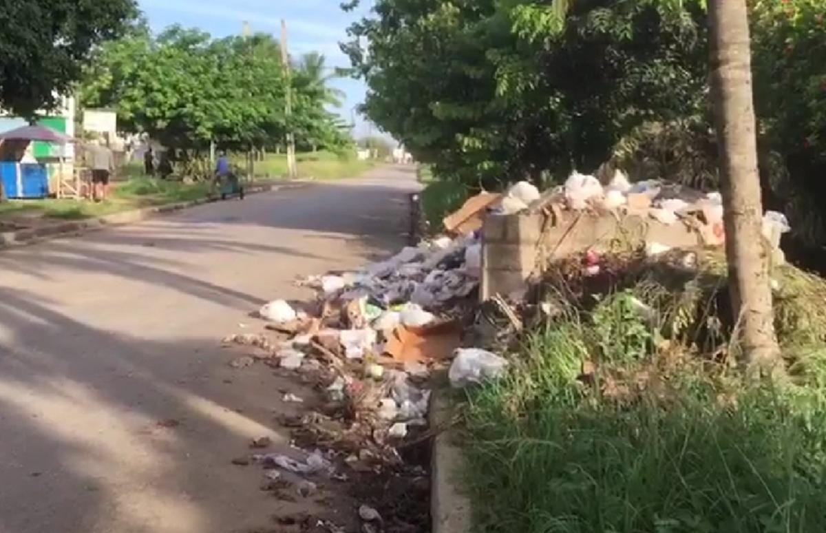Reaparece el basurero de la escuela Juan de Dios Fraga