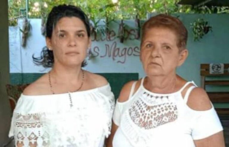 Autoridades de la prisión La Bellotex en Matanzas impiden por quinta a vez a Sonia Álvarez visitar a su hija Saily Navarro por vestir de blanco