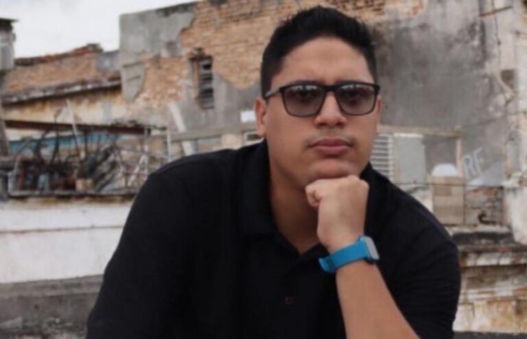 Hackean cuenta en Facebook de activista cristiano