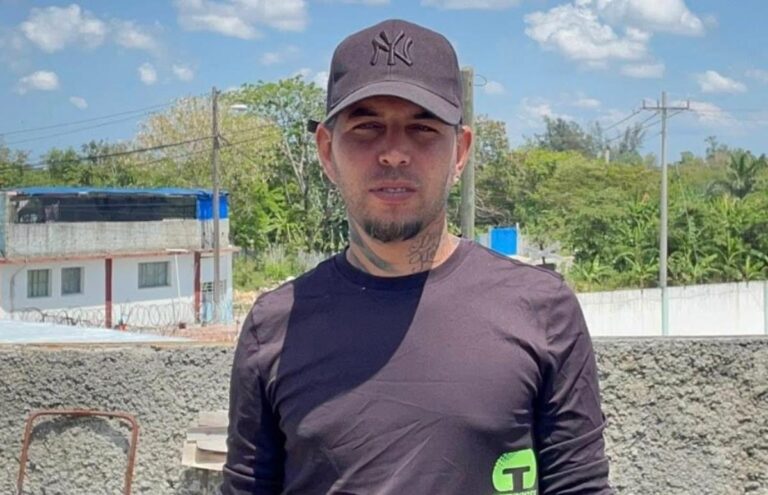 Detenido y amenazado con deportación interna artista cubano tras protestas en La Habana