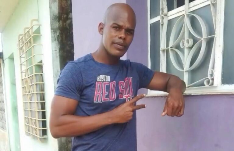Condenan a 7 años de prisión a joven artista cubano por pintar la frase “¿Hasta cuándo?” en La Habana