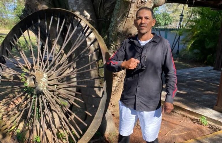 Detienen y liberan en condiciones degradantes a activista de la UNPACU Héctor Félix Labrada Muñoz en Palma Soriano