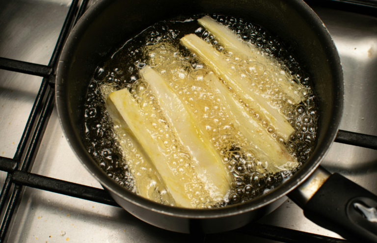 El aceite de comer continúa subiendo su precio en el mercado informal