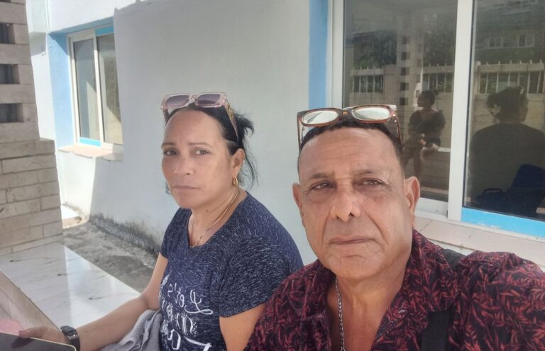 Citan e interrogan a periodistas Yunia Figueredo y Frank Correa tras protestas en Jaimanitas