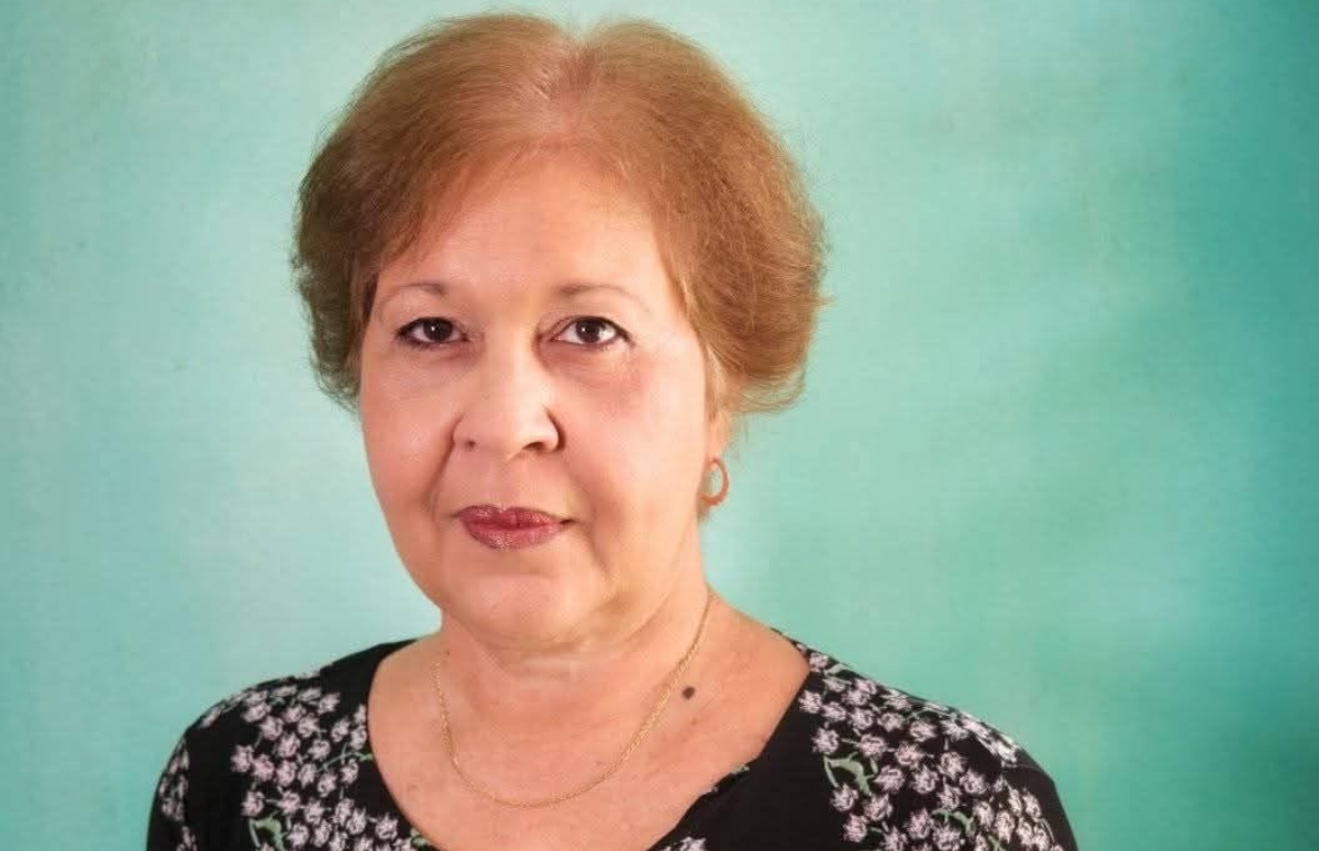 Detienen arbitrariamente a la activista Alina Bárbara López en Matanzas