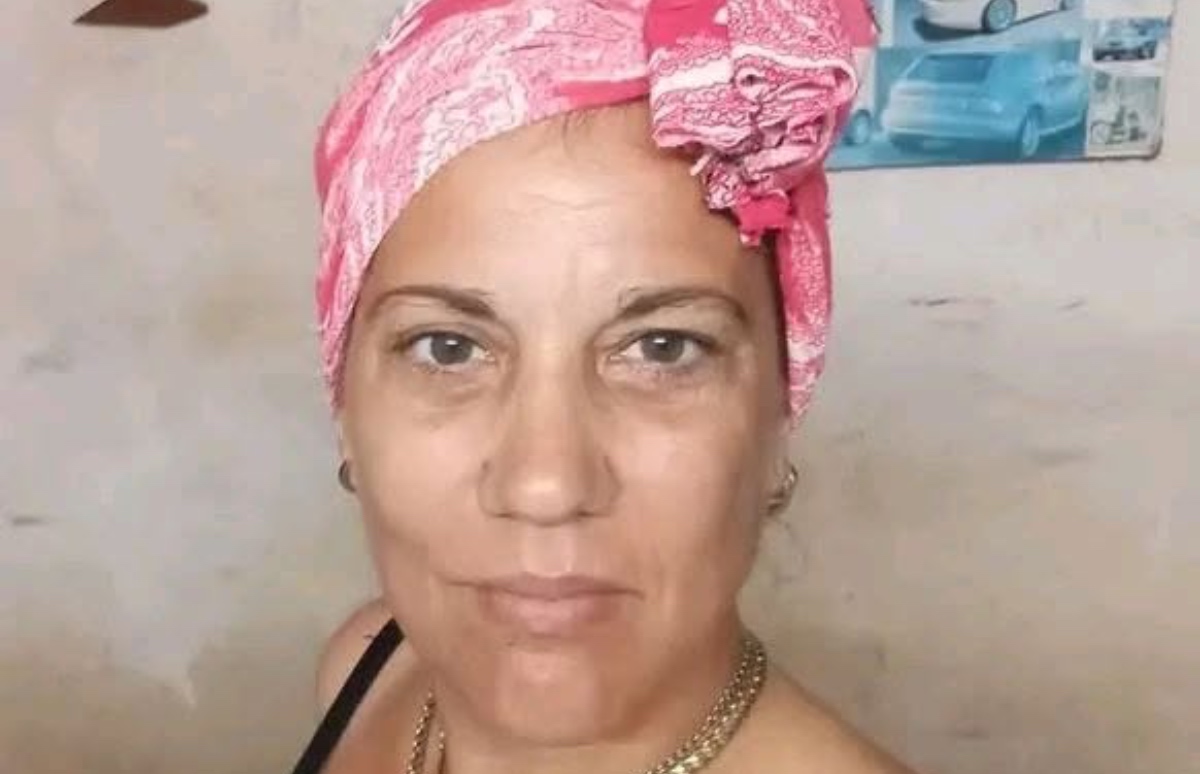 Doraykis Delgado González, madre de dos niños pequeños, detenida y trasladada a prisión tras protesta en Alamar