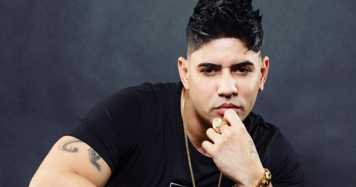 Prohiben entrar a Cuba al cantante Baby Lores: iba a visitar a su madre hospitalizada